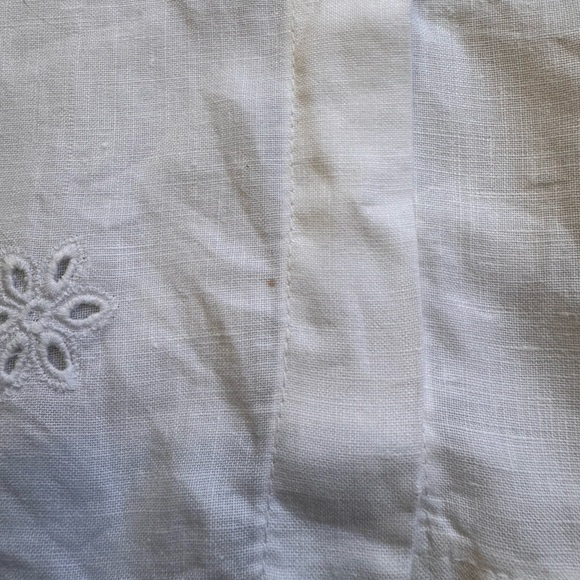 Johnny Was Vintage White Collared Linen Shirt with Floral Details, Size L - Picture 12 of 16